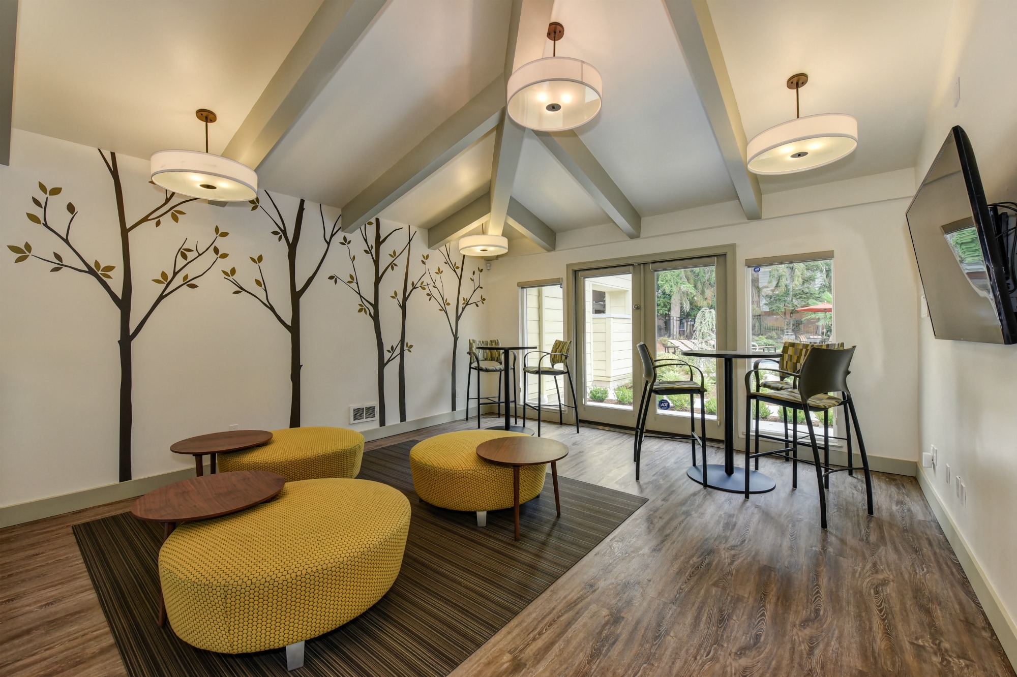 Photos and Video of The Ridgedale Apartments in Bellevue, WA